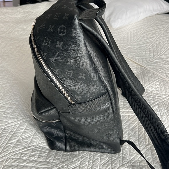LOUIS VUITTON DISCOVERY BACKPACK PM TAIGA MONOGRAM ECLIPSE - Picture 6 of 17